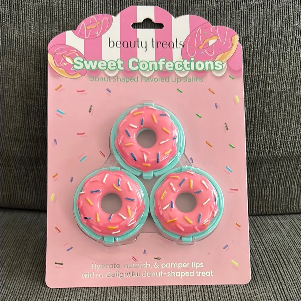 BEAUTY TREATS Sweet Confections 3 piece Moisturizing DONUT Lip Balm Set